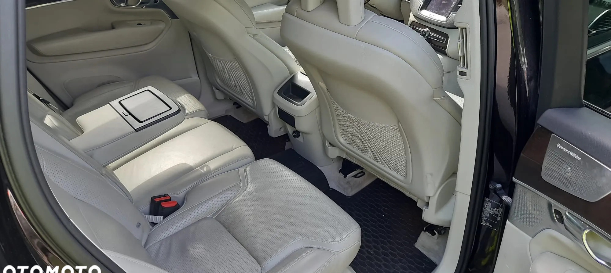 Volvo XC 90 cena 119900 przebieg: 220000, rok produkcji 2015 z Warszawa małe 56